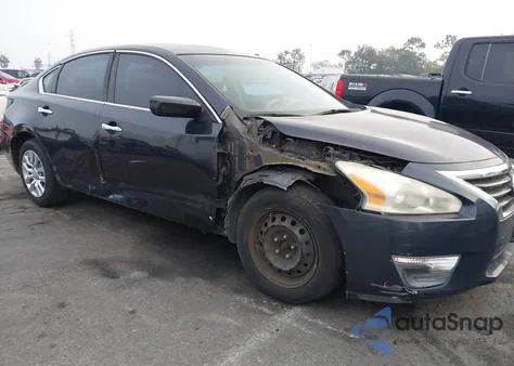 2014 Nissan Altima 2.5 S из США, поврежденный, VIN 1N4AL3AP4EN206527